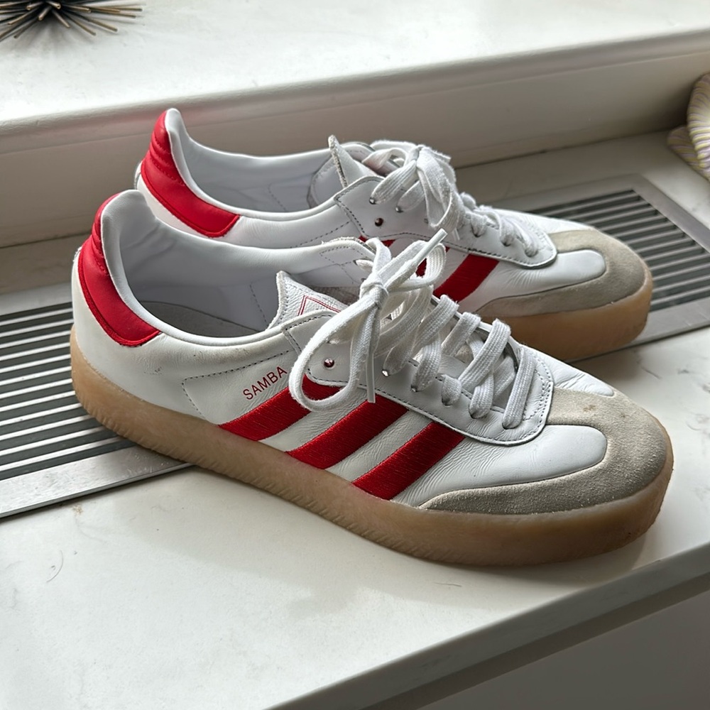 Adidas Sambae Sneakers (Size 9)
